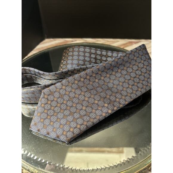 Kenneth Cole Awearness Luxury Tie Brown Blue Geometric Silk 2.75” Width - Picture 1 of 4